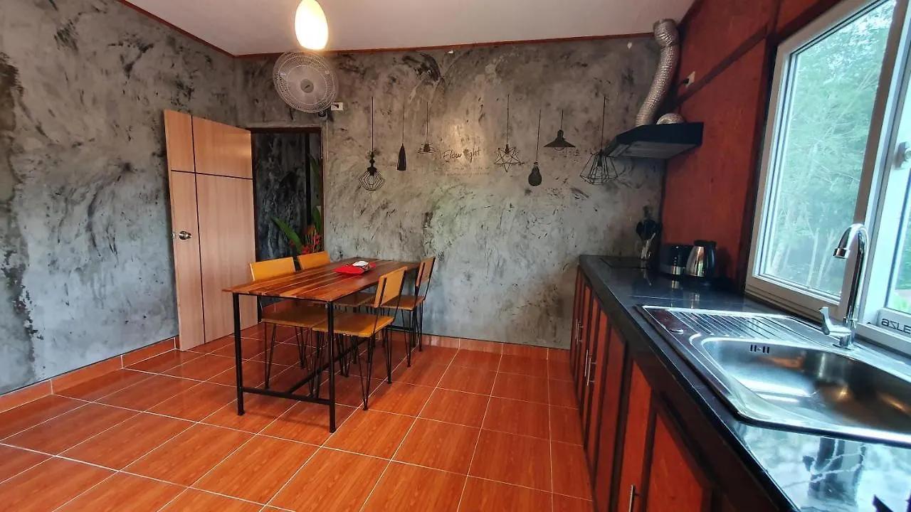 Safina Pool Villa Ko Lanta