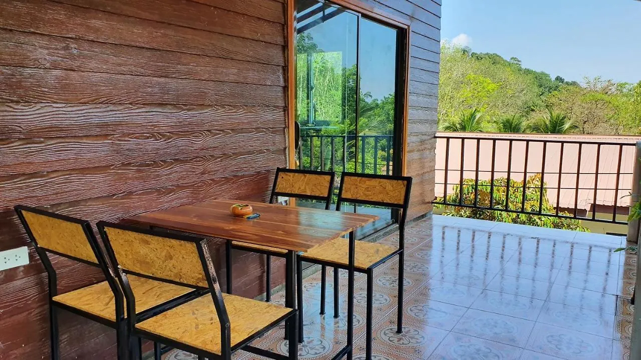 Safina Pool Villa Koh Lanta Apartment